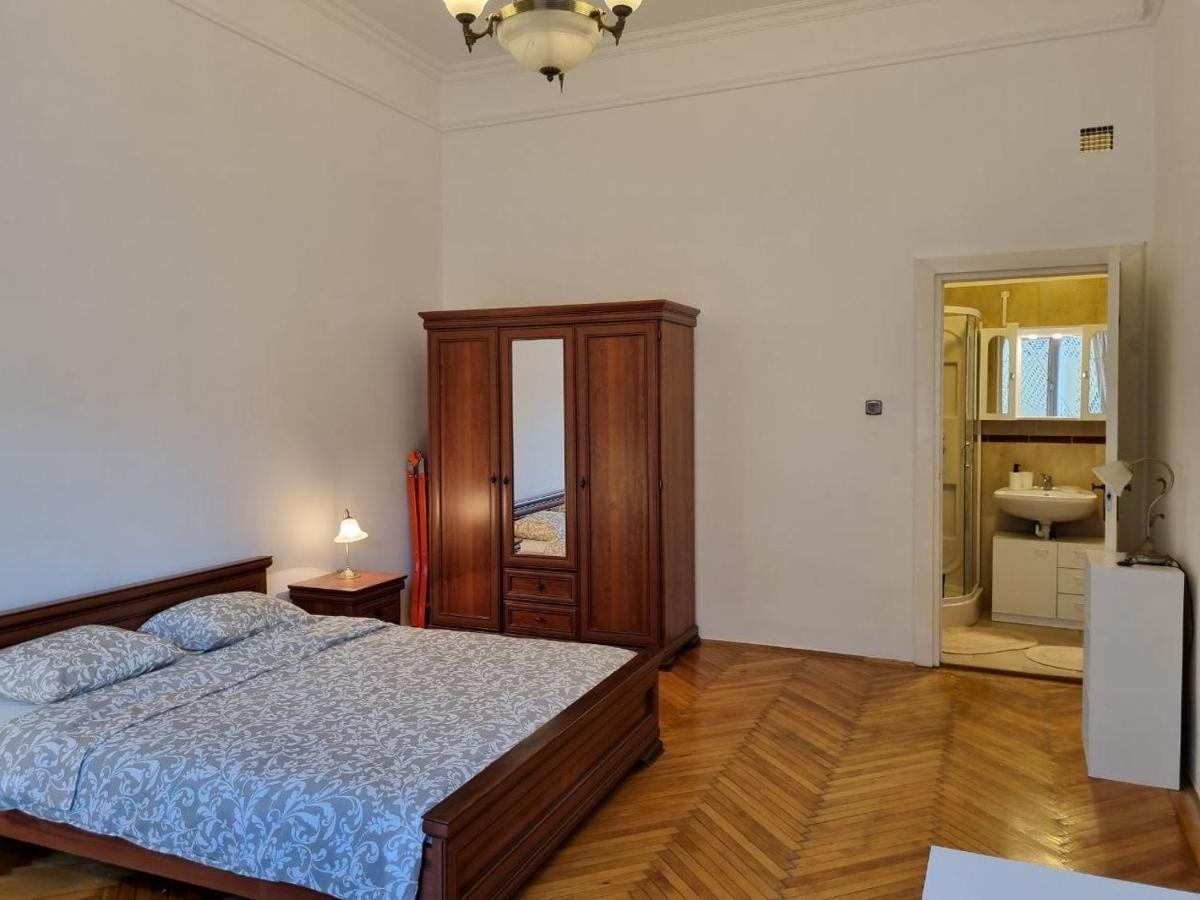 Apex Apartment Budapest Exterior foto